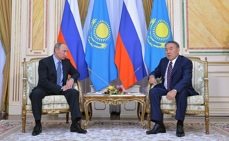 Владимир Путин и Президент Казахстана Нурсултан Назарбаев