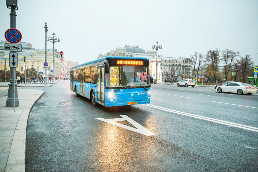 Автобусное движение в Москве
