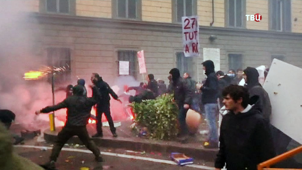 Уличные беспорядки в Италии