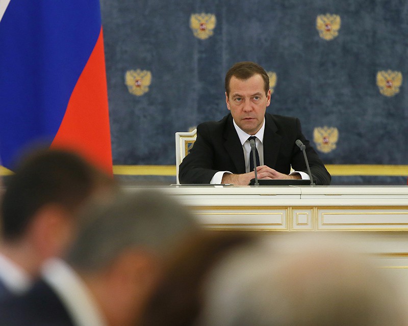 Председатель правительства России Дмитрий Медведев проводит заседание 