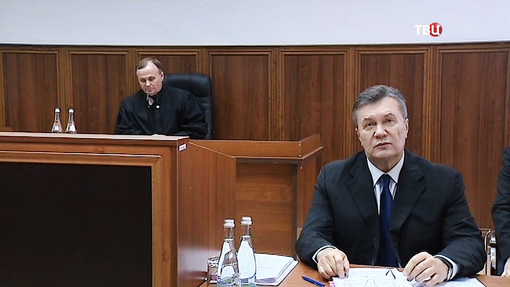 Виктор Янукович в суде