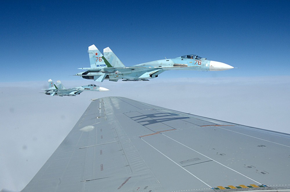Истребители Су-27 ВКС России