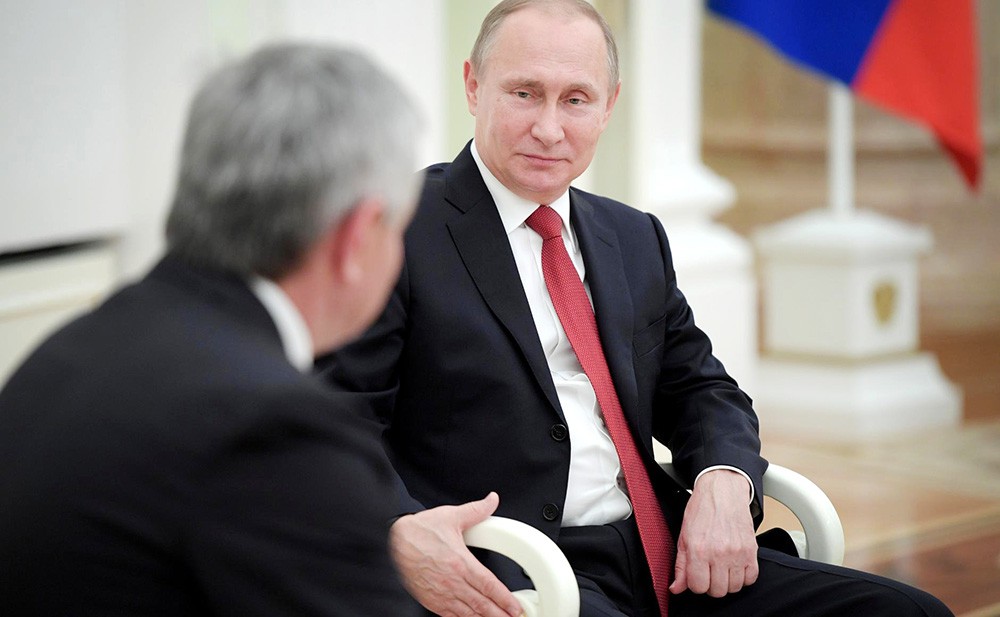 Президент России Владимир Путин и президент Абхазии Рауль Хаджимба