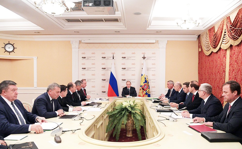 Президент России Владимир Путин провел заседание Совбеза