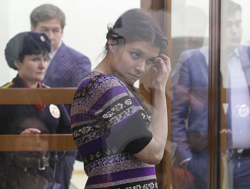 Варвара Караулова в зале суда  