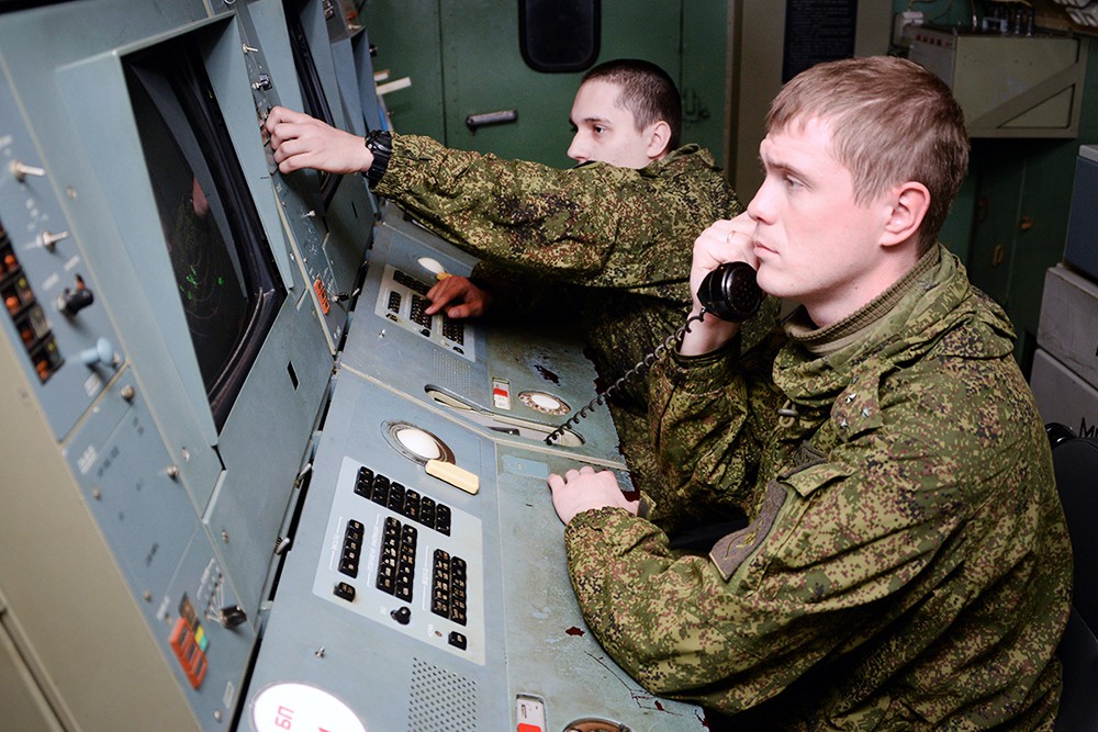 Работа радиотехнических войск ВКС России