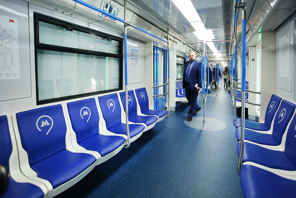 Новый поезд столичного метро "Москва"