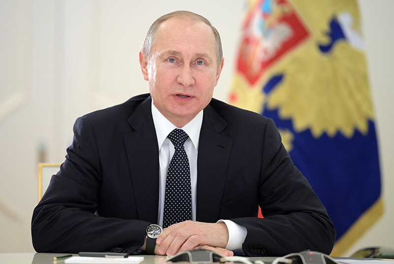 Президент России Владимир Путин во время церемонии запуска в режиме видеоконференции газопровода 