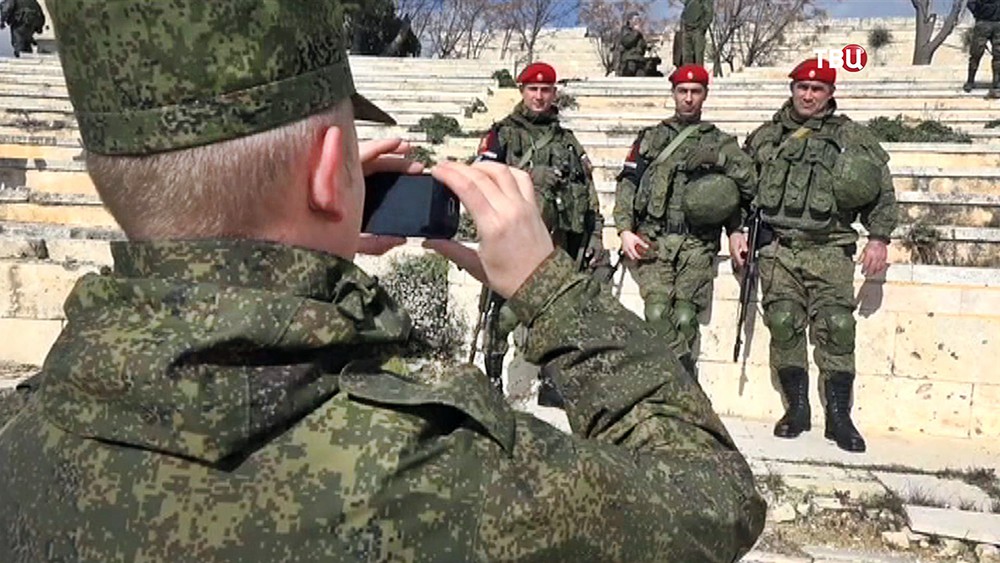 Российские военные посетили Цитадель Алеппо