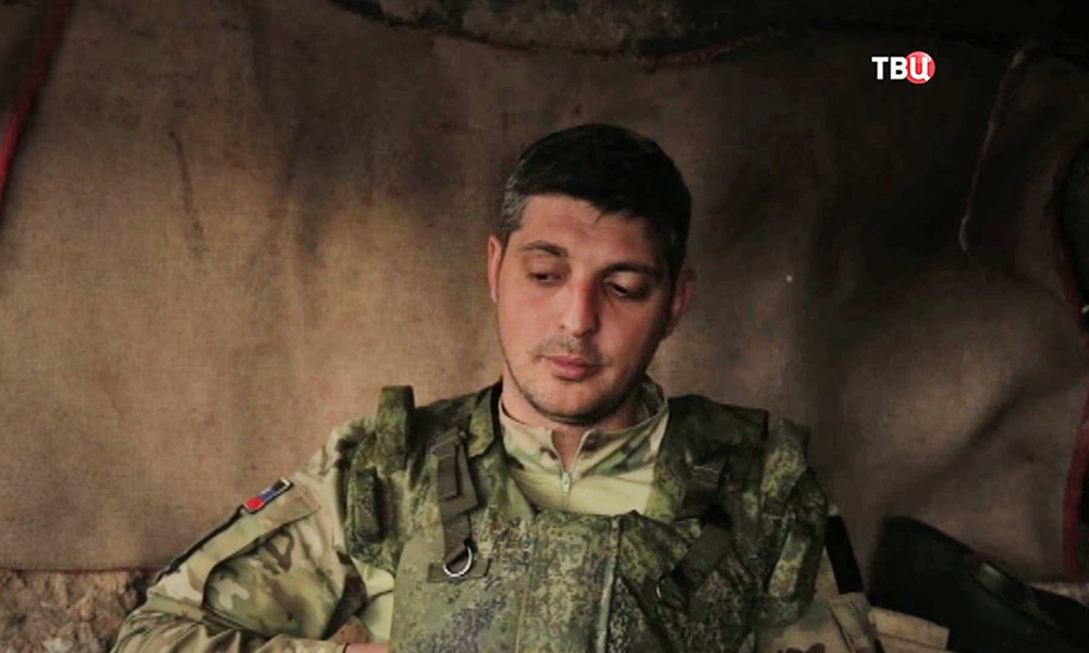 Ополченец Донецкой народной республики (ДНР) с позывным "Гиви"
