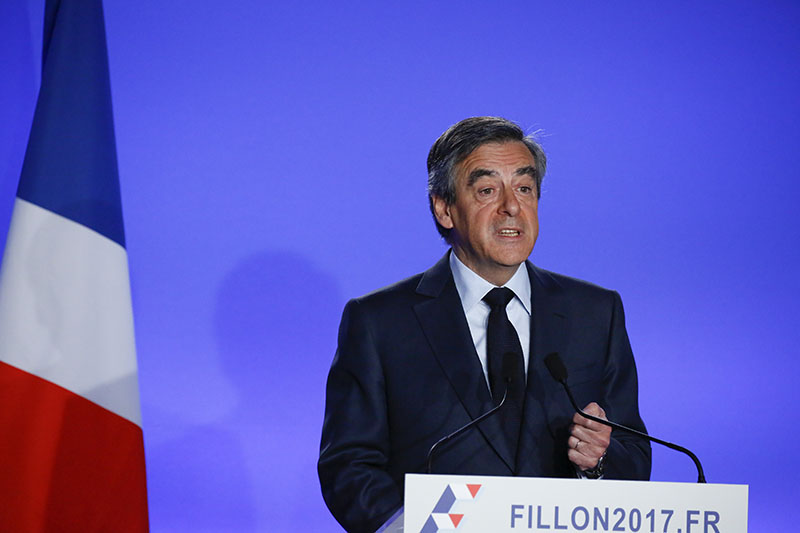 Кандидат на пост президента Франции Франсуа Фийон