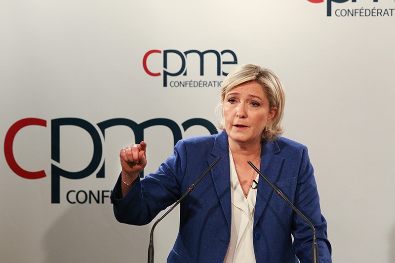 Кандидат на пост президента Франции Марин Ле Пен 