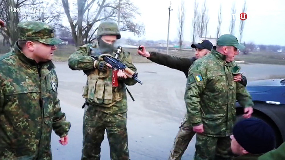 Военнослужащие армии Украины в зоне блокады Донбасса