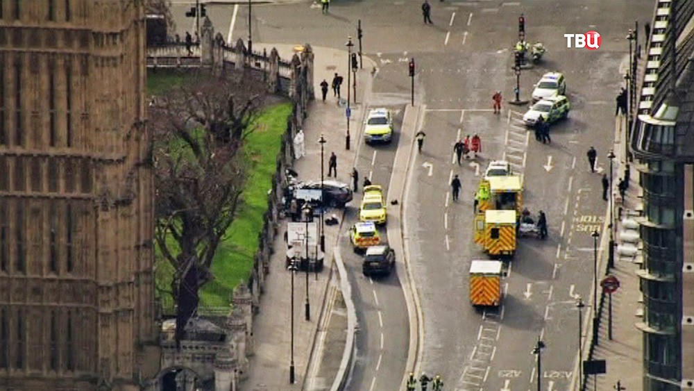 Экстренные службы на месте теракта в Лондоне