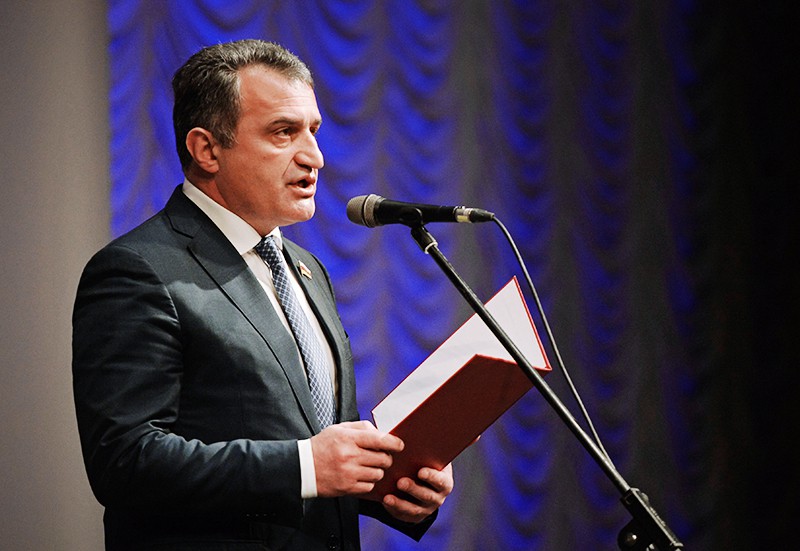 Избранный президент Южной Осетии Анатолий Бибилов