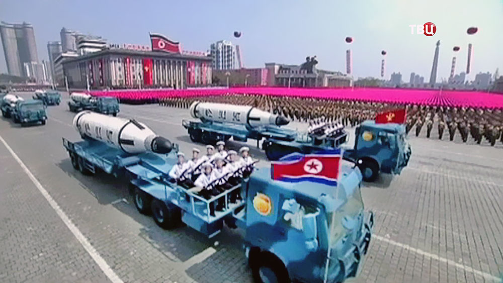 Баллистические ракеты "Пуккыксон-2" на параде в КНДР