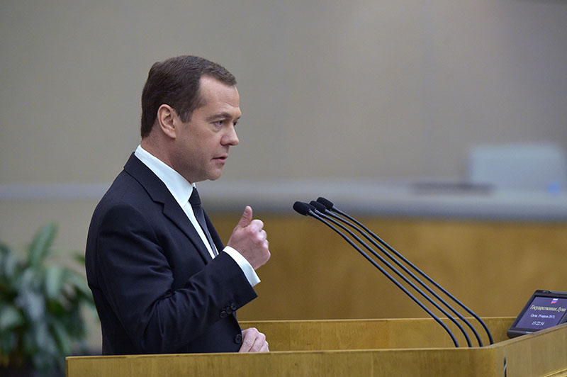 Председатель правительства России Дмитрий Медведев выступает в Госдуме