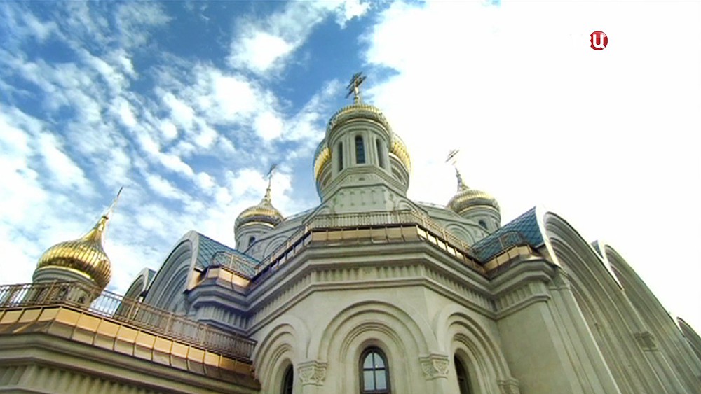 Новый храм Воскресения Христова и Новомучеников и Исповедников Церкви Русской