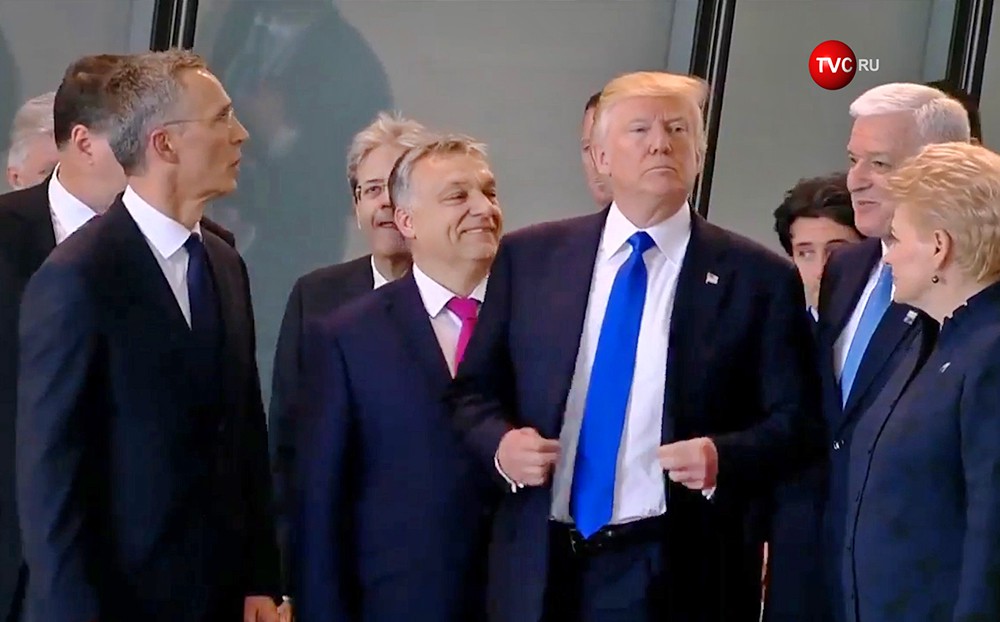 Дональд Трамп на саммите НАТО