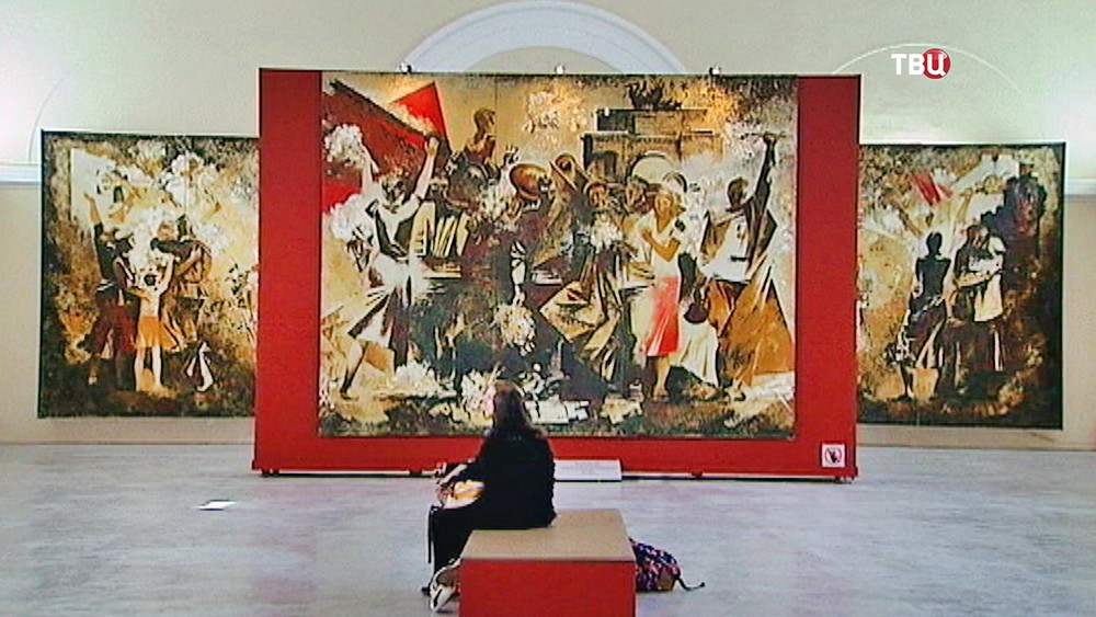 Выставка монументальной живописи советского периода в Санкт-Петербурге
