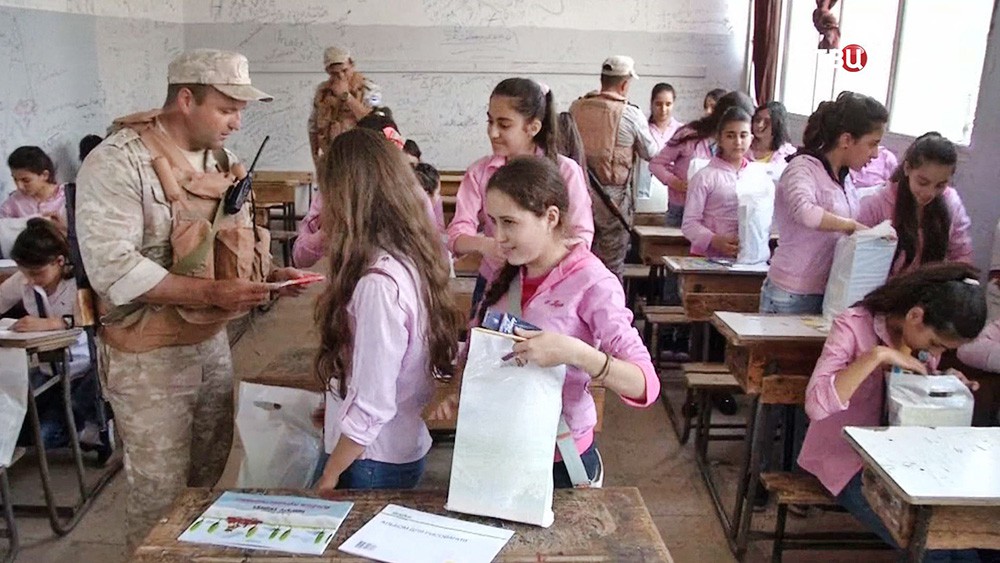 Гуманитарная помощь школьникам в Сирии