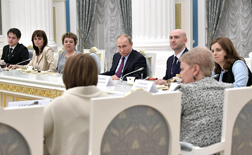 Президент России Владимир Путин на встрече с учителями