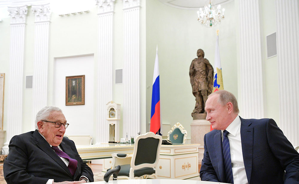Владимир Путин и Генри Киссинджер