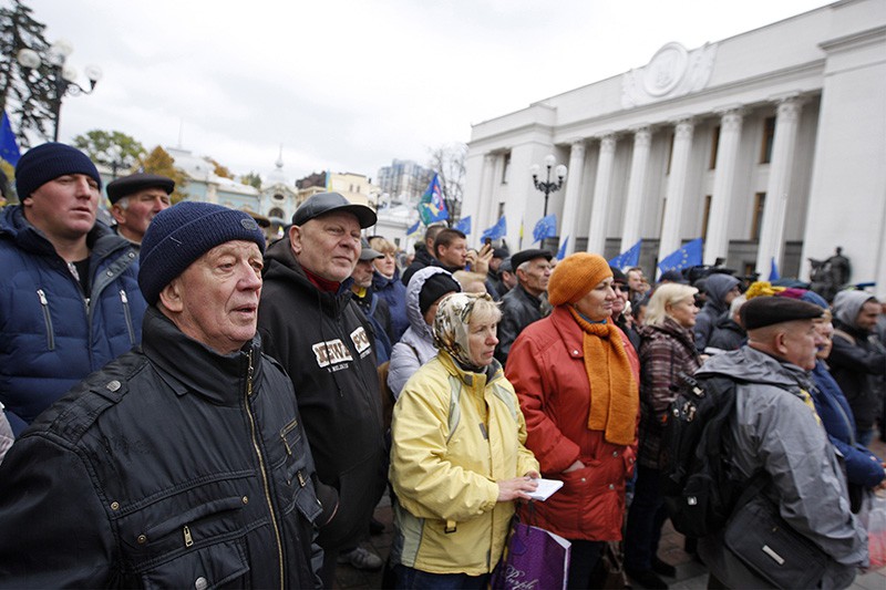 Митинг у стен Верховной Рады Украины 