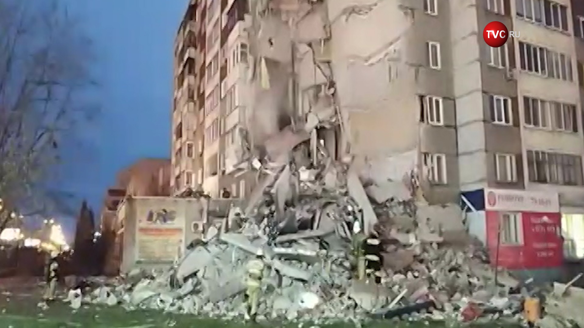 Обрушение жилого здания в Ижевске