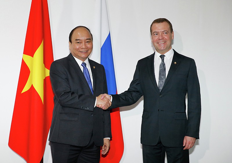Председатель правительства РФ Дмитрий Медведев и премьер-министр Социалистической Республики Вьетнам Нгуен Суан Фук