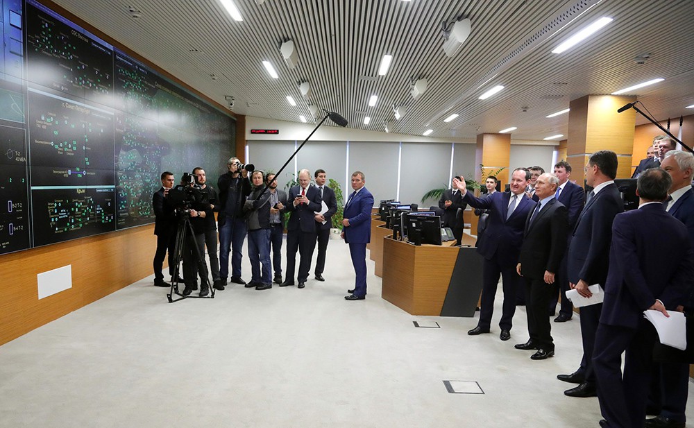 Владимир Путин принял участие в запуске электроподстанции