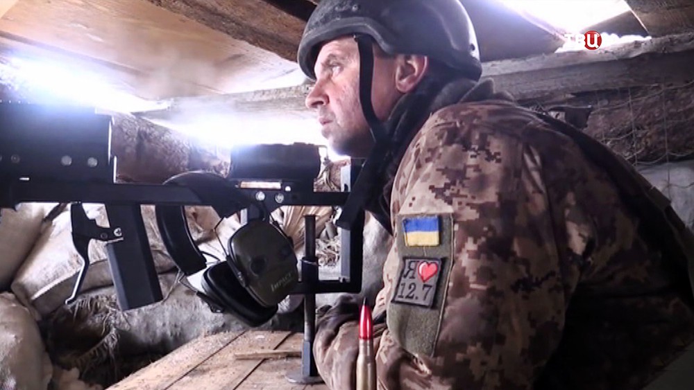 Украинский военный в Донбассе