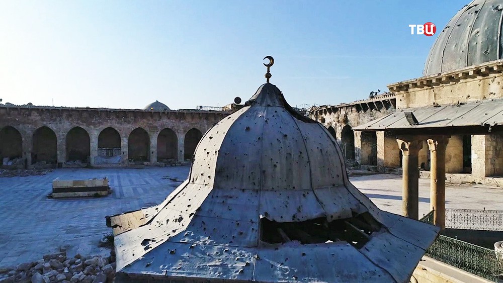 Великая мечеть, династии Омейядов в Сирии