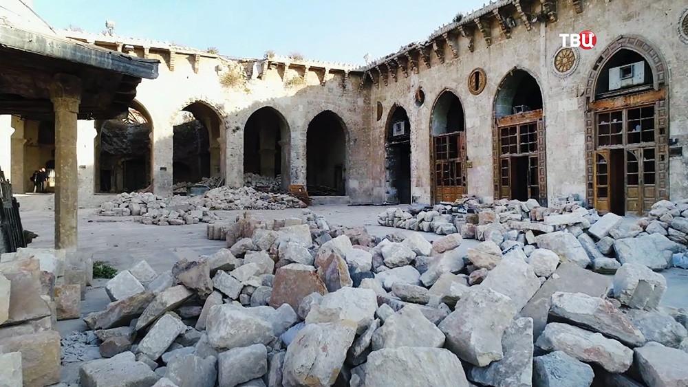 Великая мечеть, династии Омейядов в Сирии