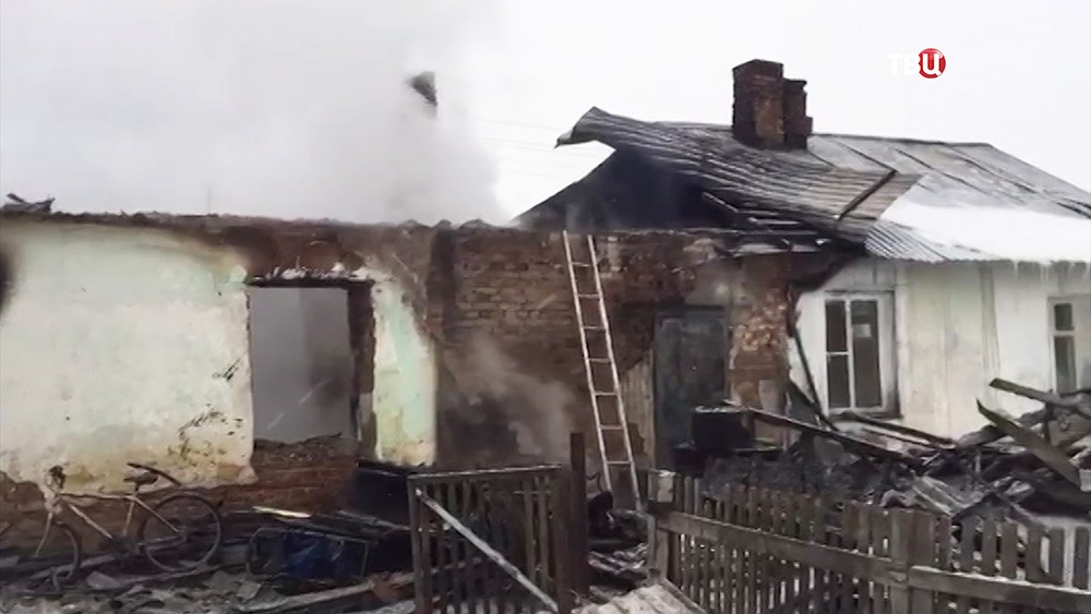 Пожар жилого дома в Новосибирской области 