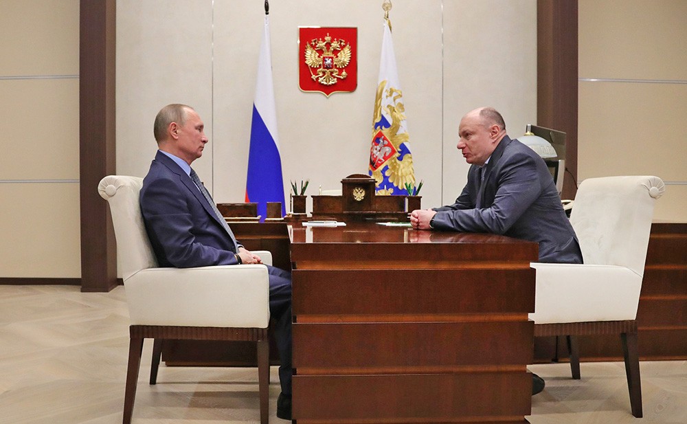 Президент России Владимир Путин и президент, председатель правления ГМК "Норильский никель" Владимир Потанин