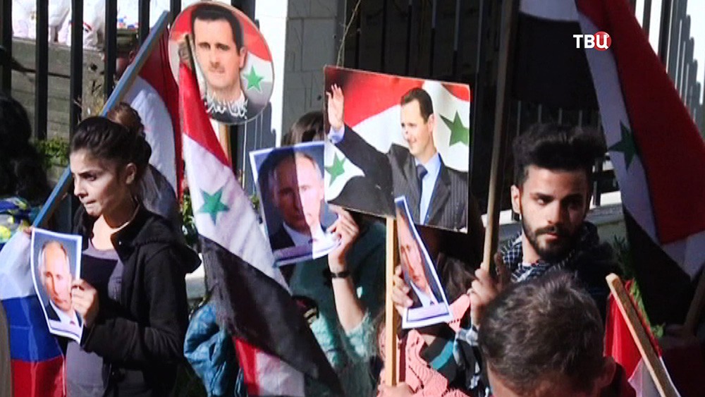 Праздничный митинг в Сирии