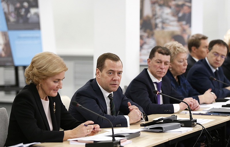 Дмитрий Медведев проводит встречу с членами Совета при правительстве по вопросам попечительства в социальной сфере