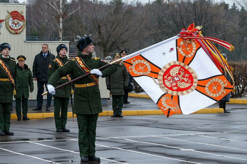 Московское высшее общевойсковое командное училище награждено орденом Жукова