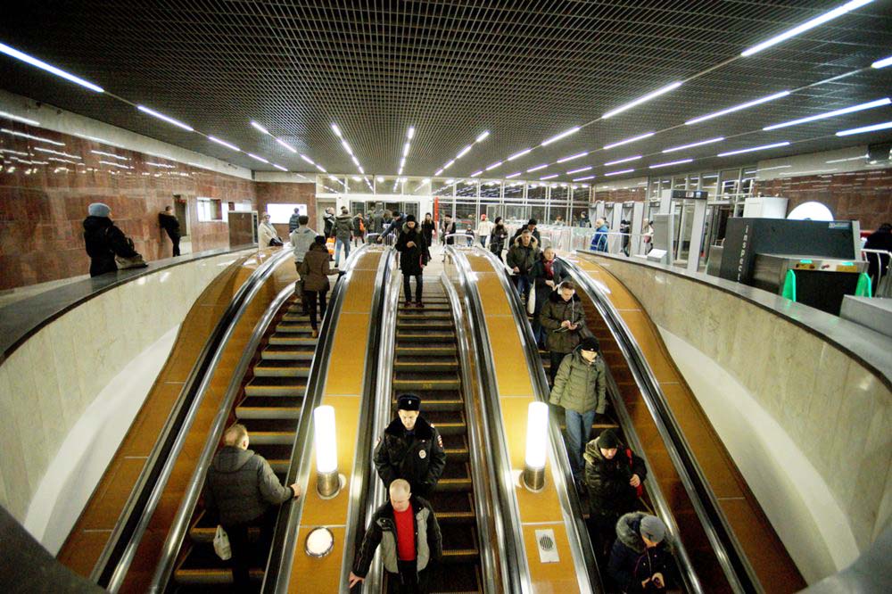 Эскалаторы в метро
