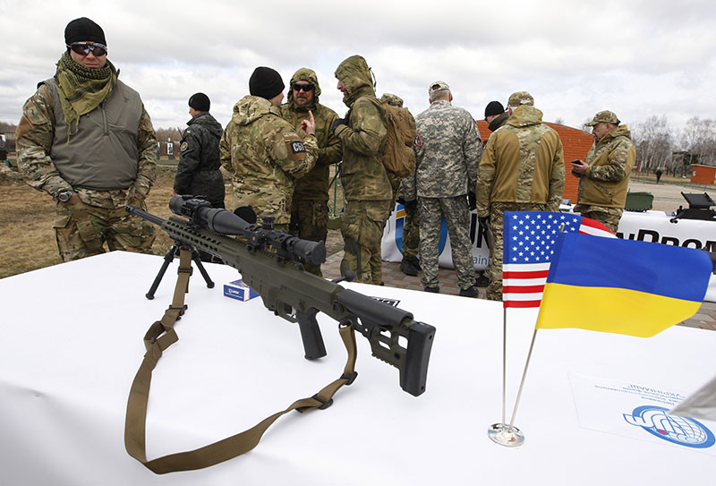 Украинские и американские военные 