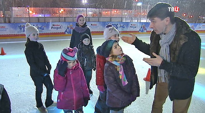 Алексей Ягудин преподает фигурное катание