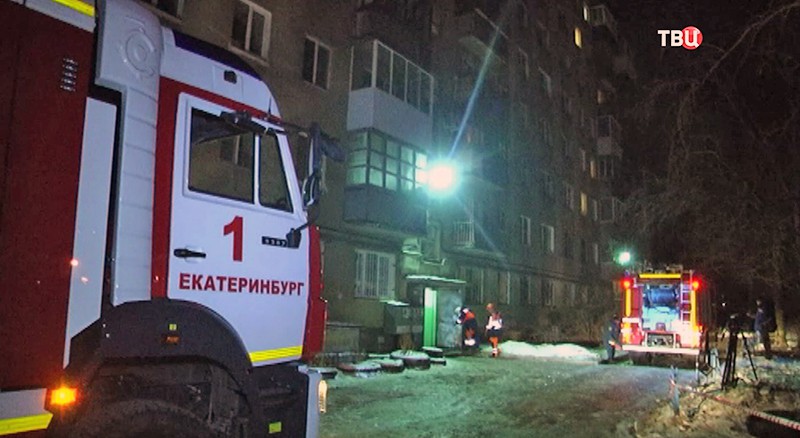 МЧС на месте происшествия в Екатеринбурге