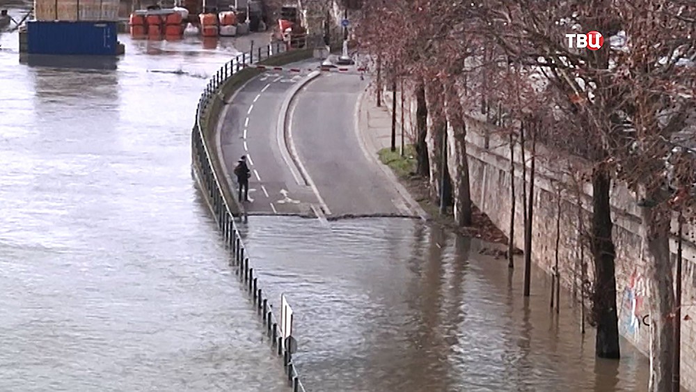 Последствия наводнения во Франции