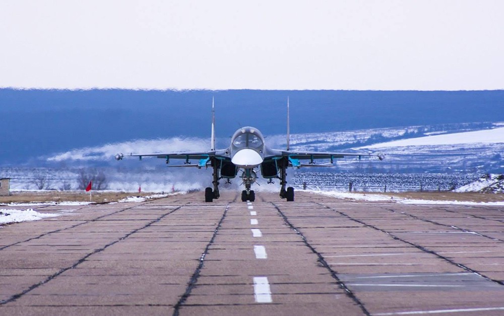 Истребитель Су-34 ВКС России