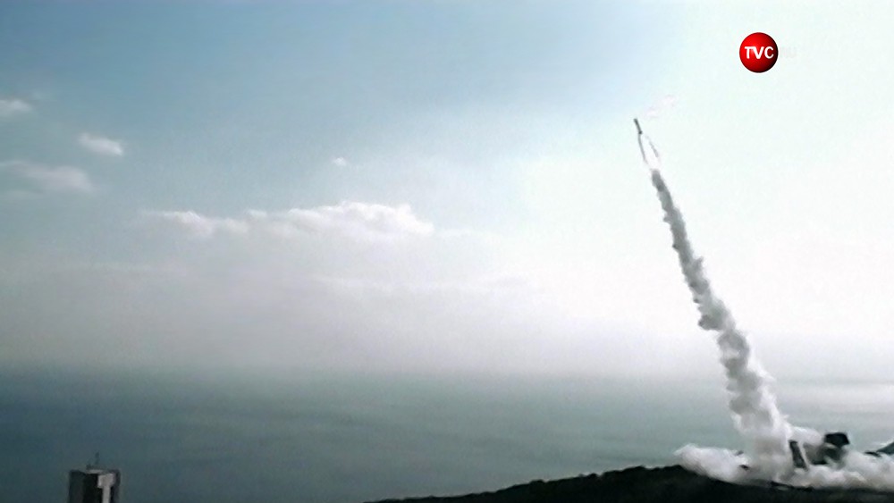 Пуск ракеты-носителя SS-520-5 в Японии