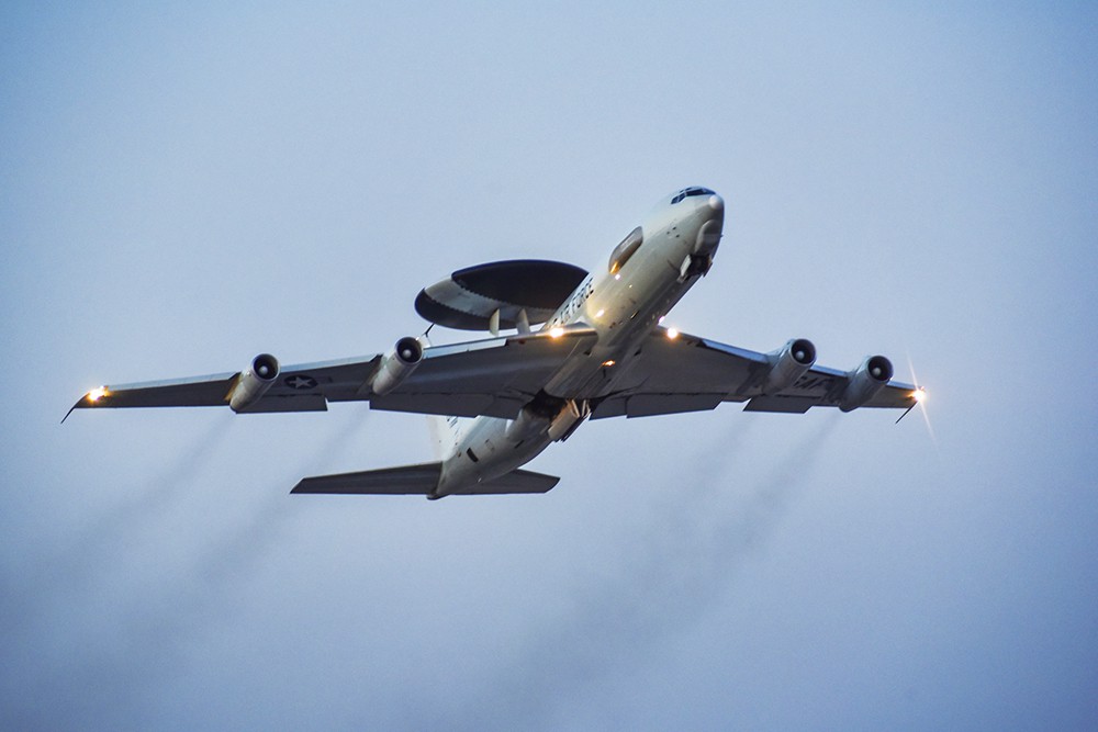 Самолет ВВС США E-3 Sentry