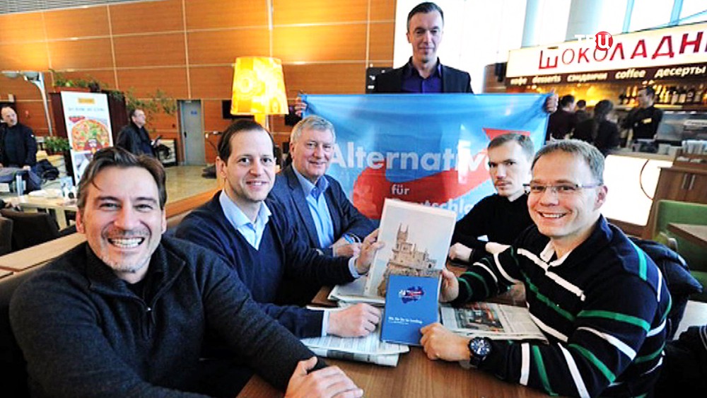 Немецкие депутаты из партии "Аль­тер­на­ти­ва для Германии" в Крыму