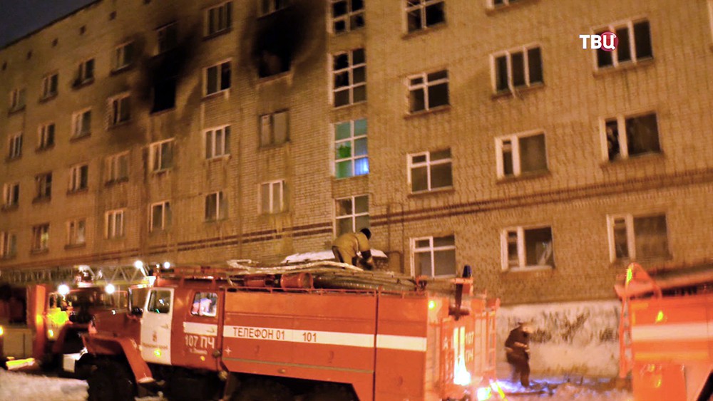 Последствия пожара в общежитии в Пермском крае