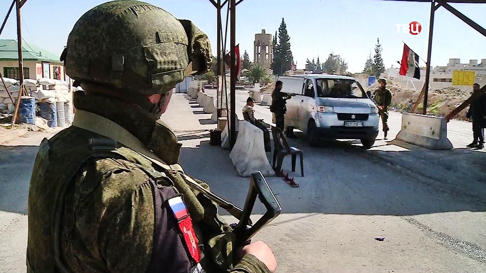 Военная полиция МР России в Сирии на КПП